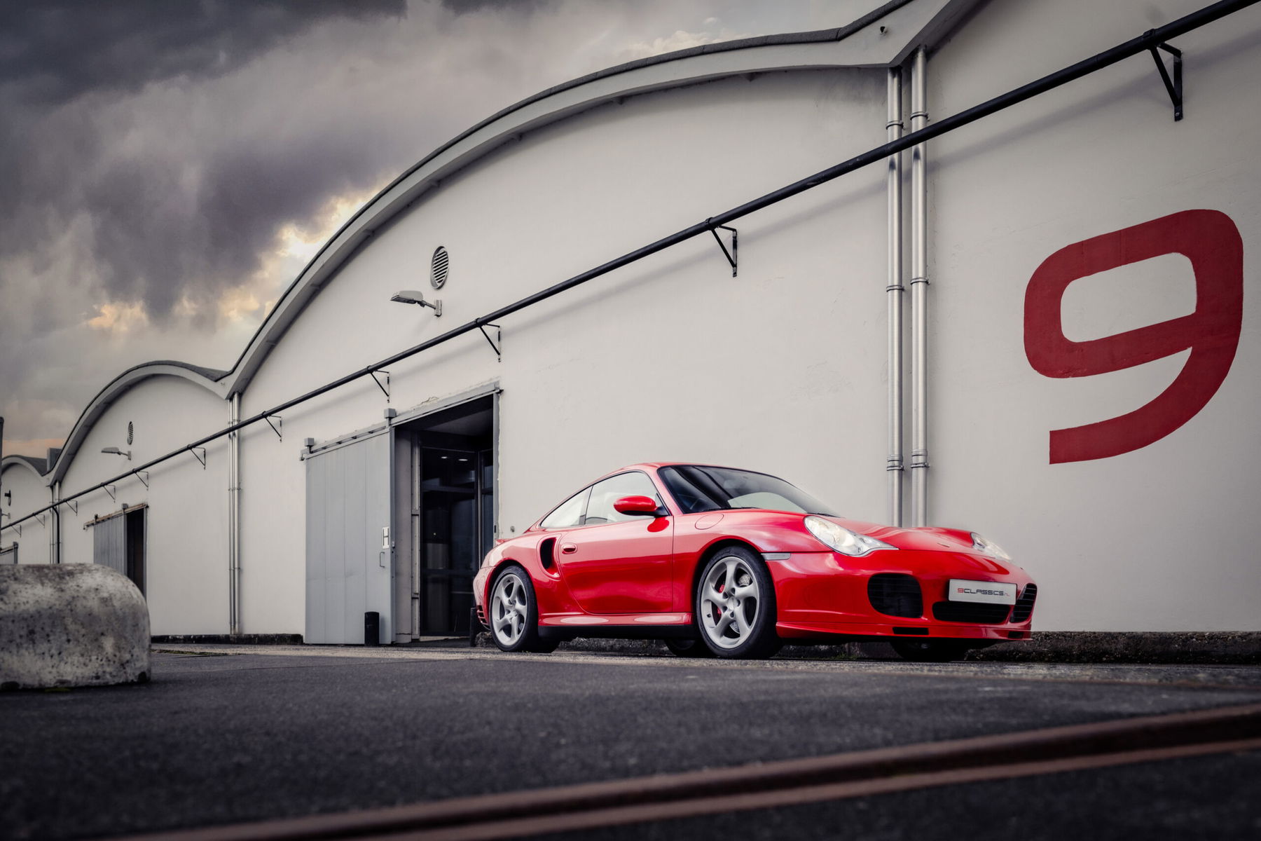 Colors and optional extras make all the difference – The most exclusive Porsche 996 Turbo?